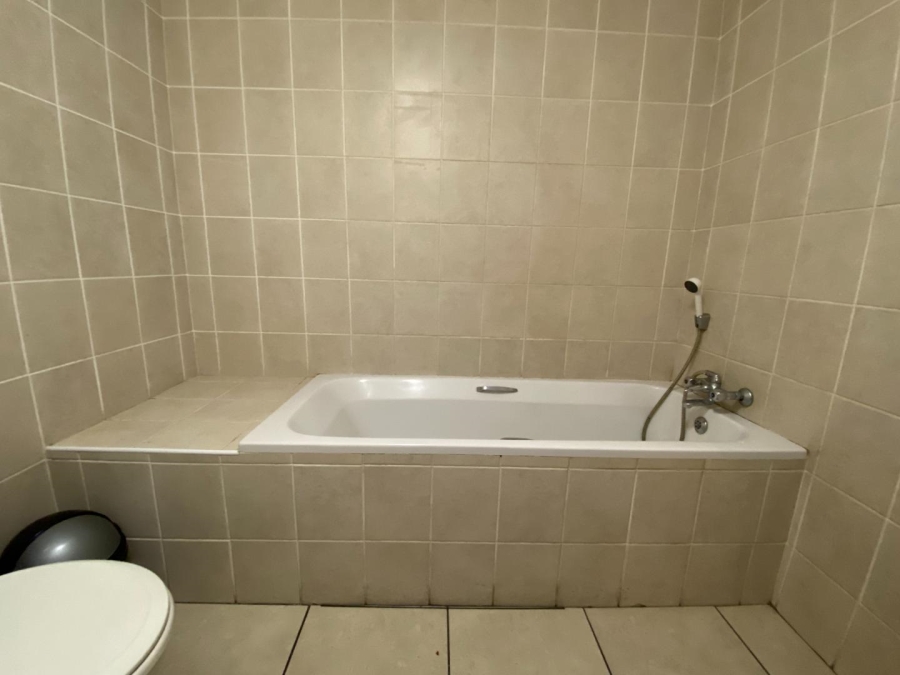 2 Bedroom Property for Sale in Wynberg Western Cape